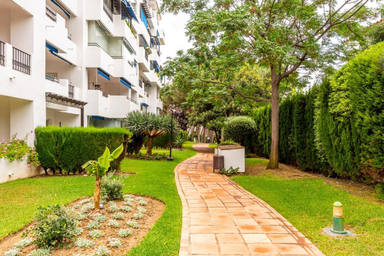 Livescape Medina Garden Марбеля Екстериор снимка